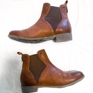 NEW OluKai Chelsea Boots
